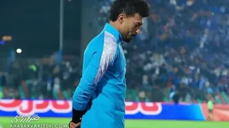 اعتراض تند رامین رضاییان به ساپینتو؛ ستاره استقلال کفش‌هایش را به زمین کوبید +عکس