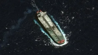 ادعای رویترز: ۱۱میلیون بشکه نفت ایران و روسیه در آب‌های ونزوئلا گیر کرده‌ است