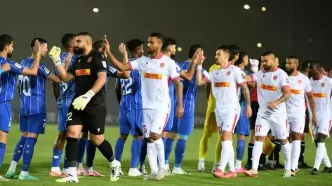 پوشش زنده؛ المحرق مقابل استقلال [ ۰ -  ۱ ] / قلی‌زاده آبی‌ها را پیش انداخت