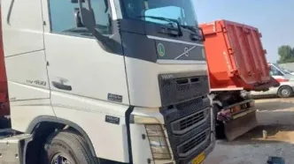 تریلی بدون گواهینامه با ۳۷.۵ میلیون خلافی توقیف شد