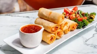 این رول یلدایی بهترین انتخاب برای شام شب یلدا است