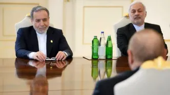 دیدار عراقچی با الهام علی‌اف