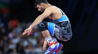 پیروزی طوفانی حسن یزدانی در لیگ برتر کشتی آزاد