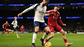 پیروزی لیورپول مقابل تاتنهام 9 نفره