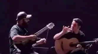 واکنش محسن یگانه از پاره شدنِ سیم گیتار وسط کنسرت