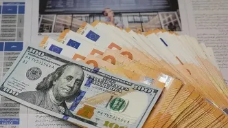 قیمت دلار امروز شنبه 15 آذر ۱۴۰۴