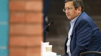 اولین اظهارات همتی بعد از بازگشت به دولت/ به مردم قول می‌دهم بازار ارز به ثبات می‌رسد/ با بانک‌های ناتراز برخورد می‌کنم