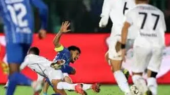 علیرضا فغانی پنالتی استقلال را رد کرد!