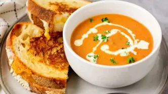 شام امشب با من: جادوی گوجه کبابی؛ طرز تهیه سوپ گوپ و پنیر؛ تجربه‌ای جدید از یک غذای کلاسیک!