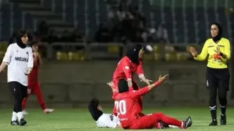 حواشی هفته یازدهم لیگ برتر فوتبال زنان؛ درگیری پرسپولیس و ایساتیس کران فارس