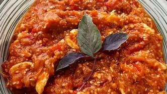 میرزا قاسمی اصیل با بادمجان کبابی و طعمی دودی