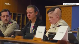 جاری شدن اشک مترجم هنگام ترجمه سخنان کودک اوکراینی