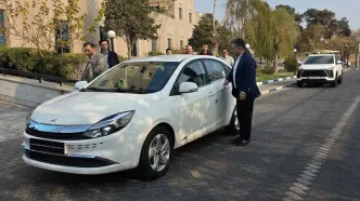 بازدید مدیر عامل کرمان موتور از سدان هیبرید ملی ایگل