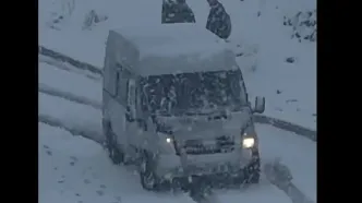 بارش سنگین برف در فاصله ۶۰ کیلومتری ارومیه