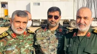 سنگ مزار مشترک شهیدان حاجی‌زاده و باقری