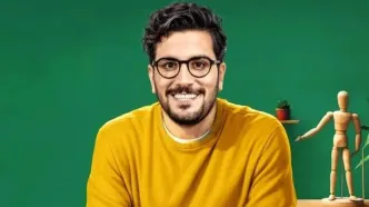 رونمایی امیرحسین قیاسی از همسرش در جشن حافظ/ویدیو