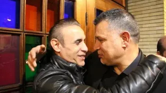 علی دایی و یحیی گل محمدی در مدرسه ای در جنوب تهران/ عکس