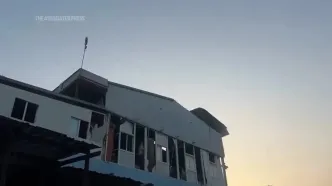 حمله هوایی عربستان به بندر مکلا در یمن