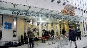 اوپک: بازار نفت در ۲۰۲۶ به تعادل می‌رسد