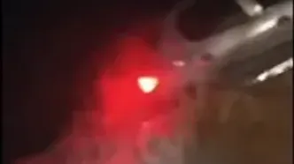 فقط یک متر با مرگ فاصله دارند/ عملیات نفس‌گیر نجات سرنشینان خودرو در سیل طبس