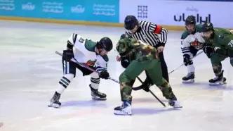 تیم هاکی روی یخ نزاجا فلفل‌های روسی را شکست داد