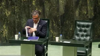 درگیری نمایندگان با فرزین در جلسه غیرعلنی مجلس