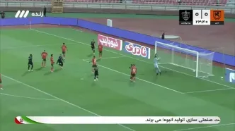 گل اول پرسپولیس توسط سروش رفیعی در دقیقه 24 / مس رفسنجان 0 - پرسپولیس 1