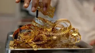 طلا آتش گرفت! آیا مرز ۵۶۰۰ دلار می‌شکند؟