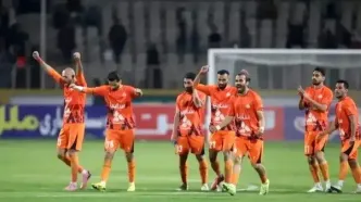 کار بزرگ عنایتی و شاگردانش / شکست تلخ صنعت نفت در مسیر لیگ