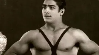 «فردین» و «فرامرز قریبیان» در حال درست کردن چای آتشی در جنگل