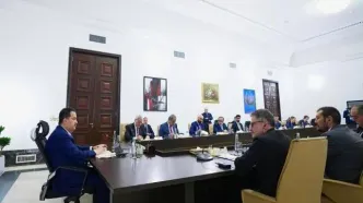 نخست وزیر عراق: با ایران و آمریکا در تماس هستیم