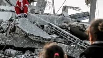 بابا نوئل در میان خرابه‌های غزه + فیلم