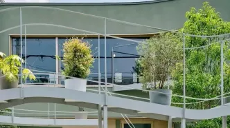 خانه‌ای در توکیو با باغ معلق و نور طبیعی بی‌نظیر