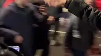 ویدئو: خیابان‌های مالی پس از حذف تونس منفجر شد