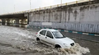 بارندگی شدید در اهواز/ آبگرفتگی معابر و اختلال در تردد