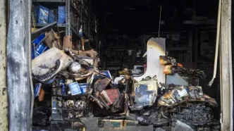 تصاویر؛ آتش‌سوزی مغازه لوازم یدکی در مشهد