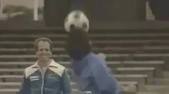 ویدئو خاطره‌انگیز: مهارت‌های شگفت انگیز مارادونای افسانه‌ای