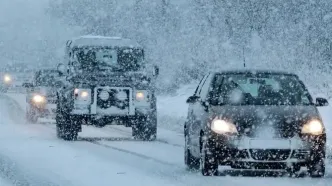 کولاک برف در آزاد راه تهران - شمال؛ از سفر غیر ضروری پرهیز کنید
