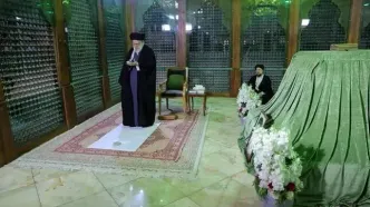 فیلم حضور رهبرانقلاب در مرقد امام راحل