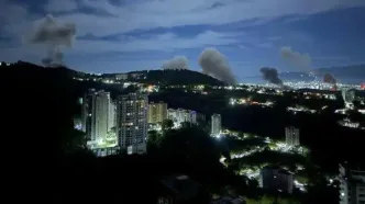 آمریکا به ونزوئلا حمله کرد/ شنیده‌شدن صدای انفجارهای قوی در کاراکاس/ برق در برخی مناطق پایتخت قطع شد/ فاکس‌نیوز: خانه وزیر دفاع ونزوئلا هدف قرار گرفت/ ویدئو