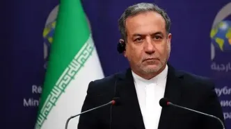 پاسخ تند عراقچی به زلنسکی: جهان از دلقک های سردر گم خسته شده