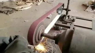 مراحل دیدنی تولید انبوه تبر در کارگاهی در پاکستان