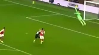 ویدیو: سوپرگل منچستریونایتد به آرسنال با گزارش عربی