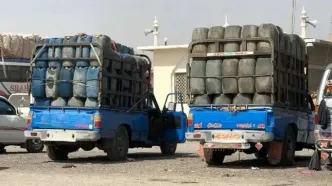 محکومیت سه شرکت تولید فرآورده‌های نفتی و مدیران آن‌ها به اتهام قاچاق سوخت از طریق جعل اسناد و ارائه فاکتور‌های صوری