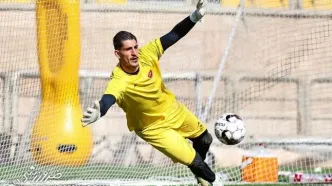 پرسپولیس با ۳ بازیکن تمدید کرد