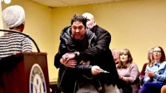 حمله به نماینده زن مسلمان کنگره آمریکا+تصاویر