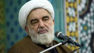 آیت الله جاودان: جان رهبر انقلاب در خطر است، به حضرت زینب توسل کنید/ ویدئو