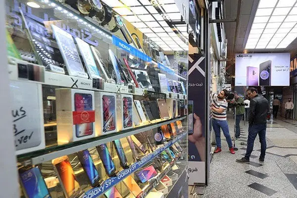 گلایه فروشندگان از قیمت ارز