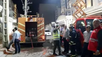 نجات معجزه‌آسای ۱۵۰ پزشک و بیمار از آتش سوزی در مجتمع پزشکی اصفهان