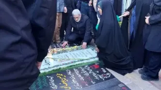 سردار قاآنی به شهید حاج قاسم سلیمانی ادای احترام کرد